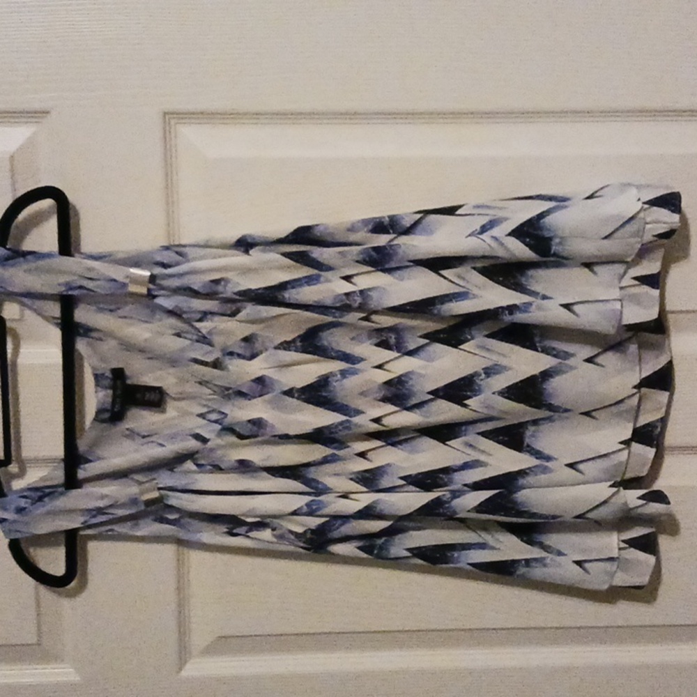 WHBM NWOT Tank Top XL Gray Navy And White